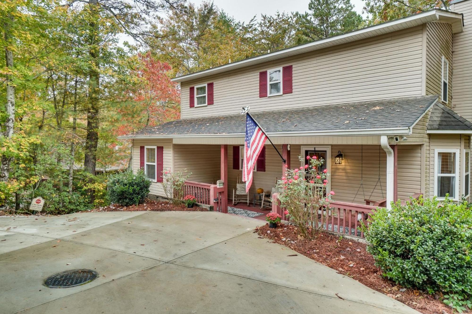 Spacious Home In Helen With Porch And Balcony! Exterior photo